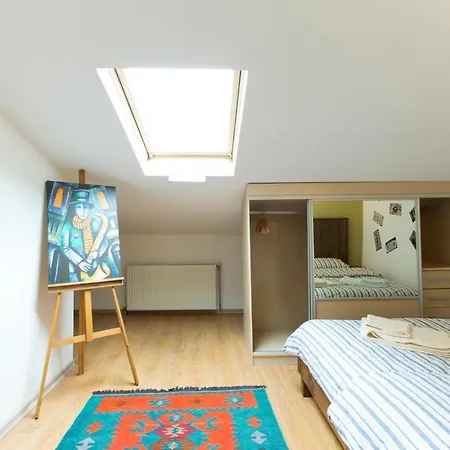 Galata Port Apartment *